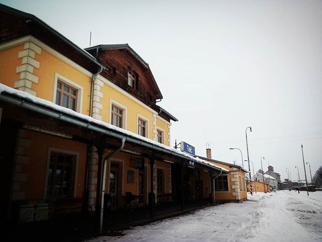 So long for now, to this lovely wintery hamlet.
#travel #CZ #outtherecz #getoutthere #Telč #CzechRepublic #ontheroad