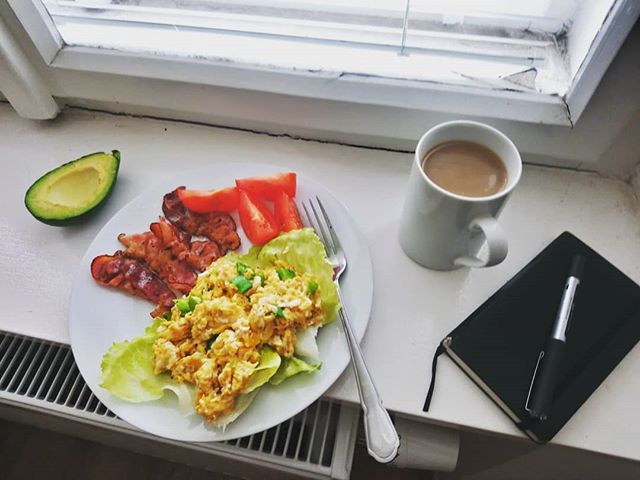 I do breakfast.
.
.
.
#breakfast #breakfastatthewindow #coffee #morning #coffeeandeggs #eggsandbdacon