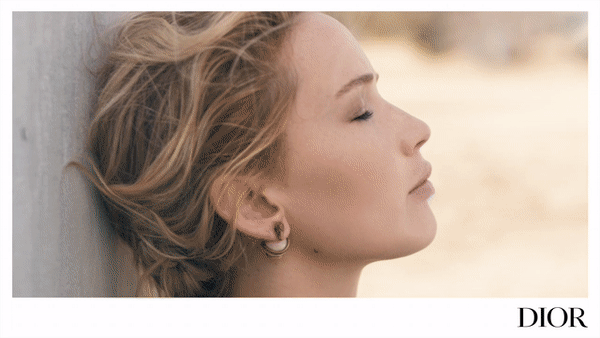 Dior_Jennifer_Lawrence_Cruise_19gif.gif
