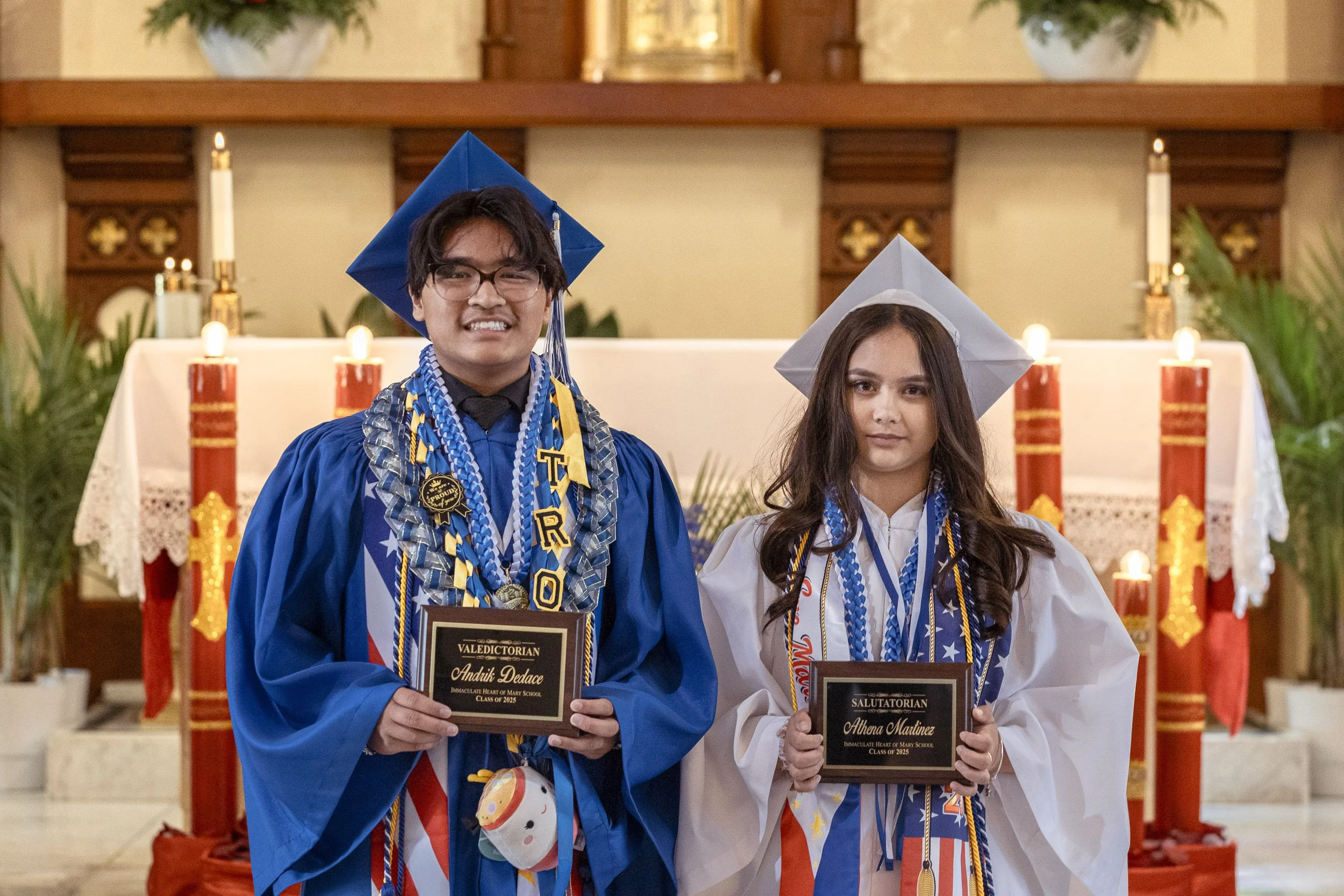IHM_GRADUATION_CLASS2025_0459_Social.jpg