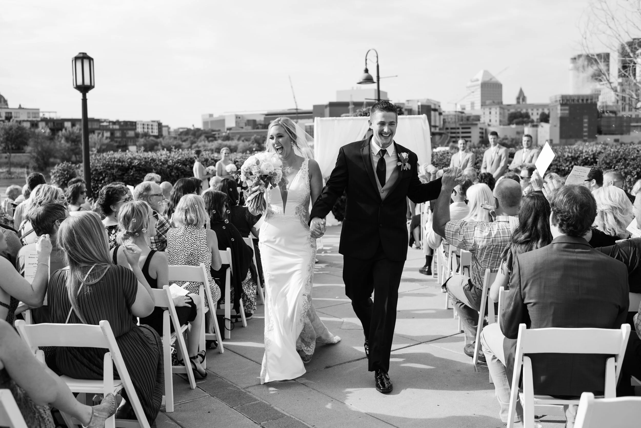 SchilleWedding_SneakPeek-26.jpg