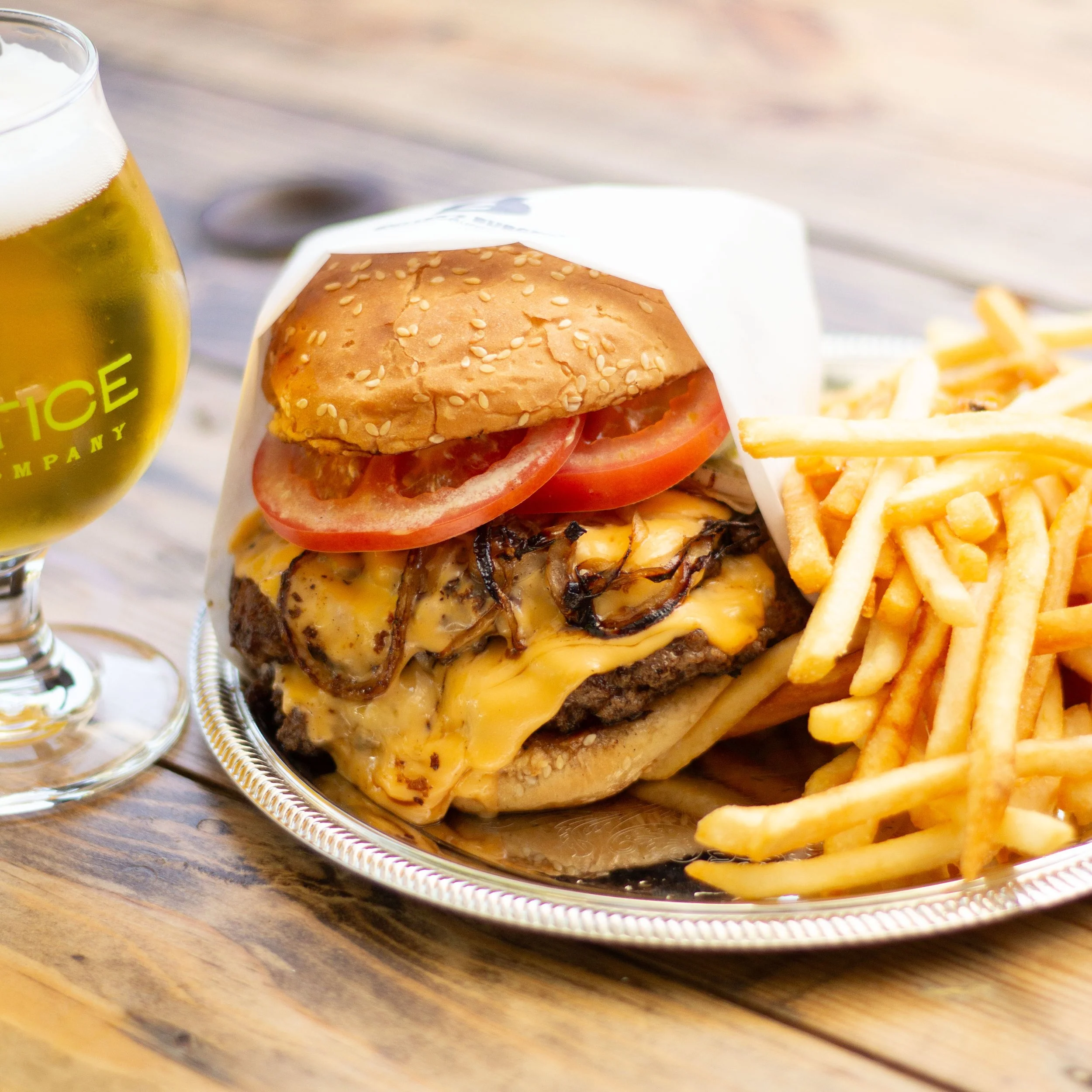 closeupburger (1).jpg