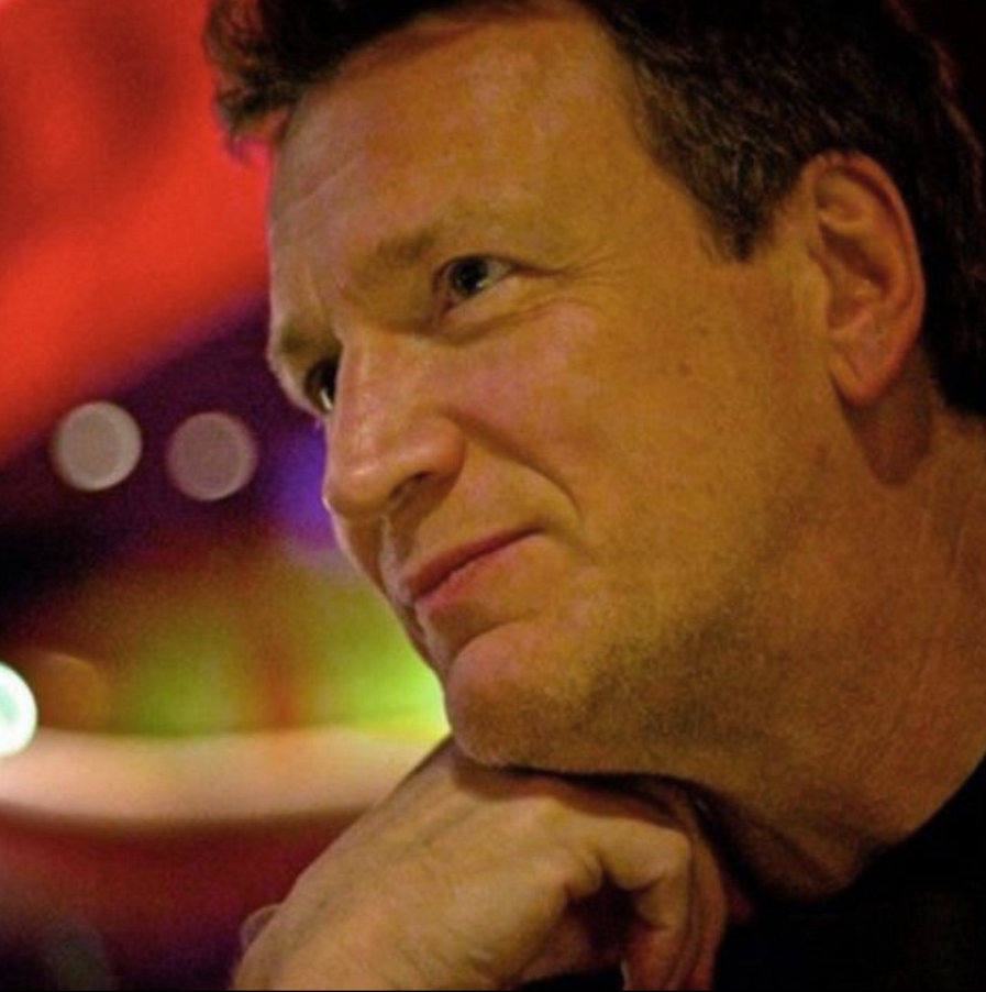 tom-sturge-lighting-designer.png