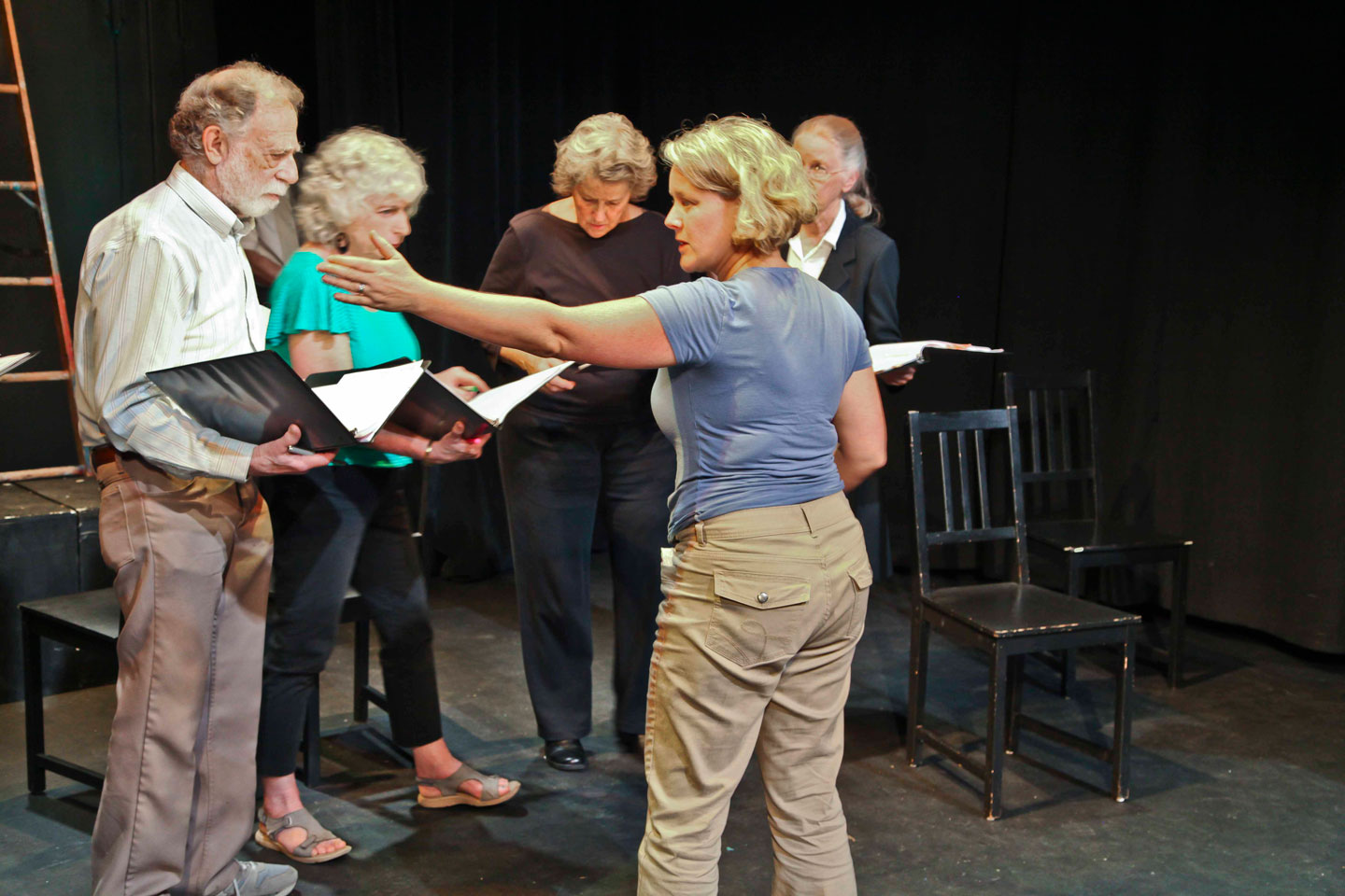 Directing FSM reading for Stagebridge Senior Theatre Co at BAPF photo by Jim Norrena