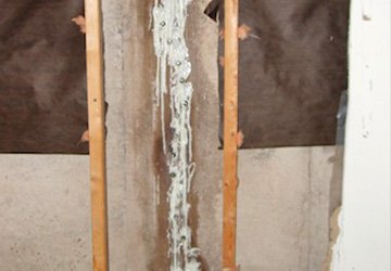 fixing foundation crack