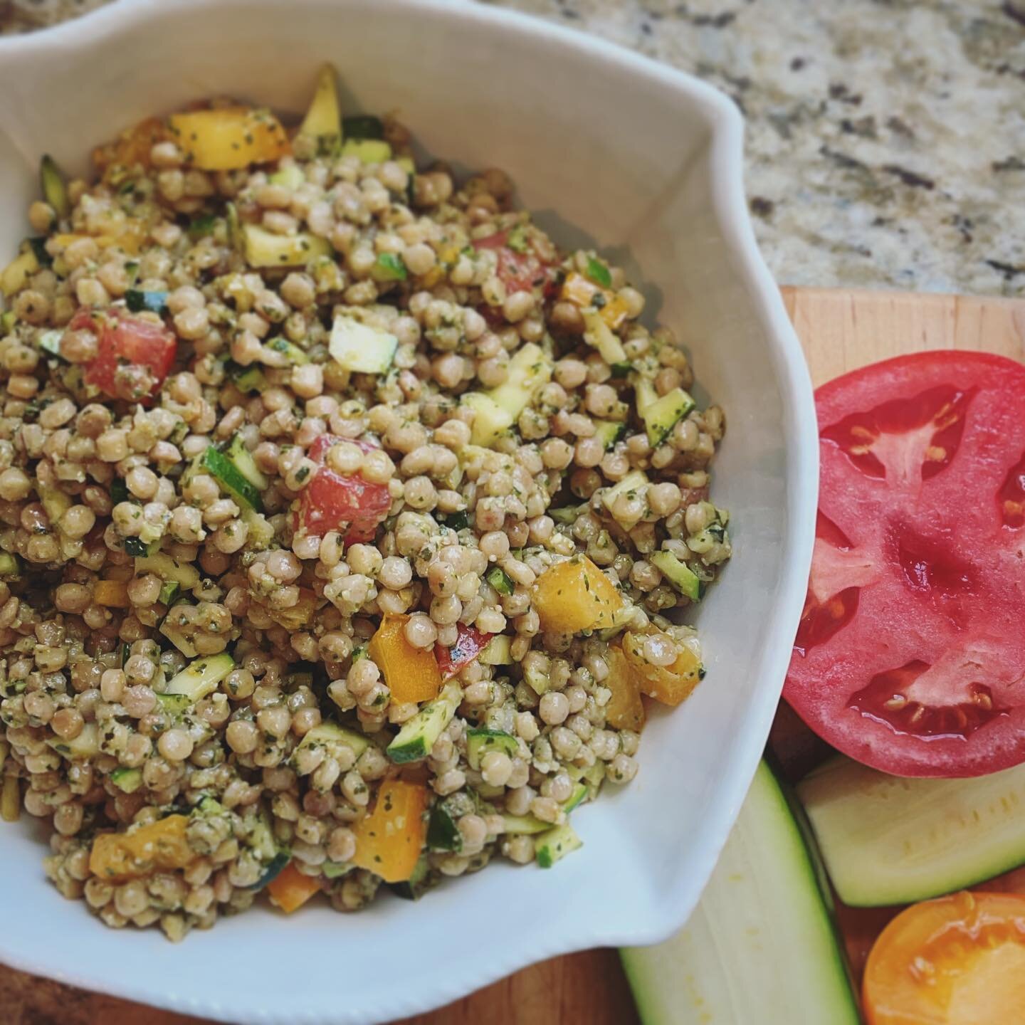 Just made this bowl, and so yum! So easy and packed with flavor! Used Bob's Red Mill pearl couscous, pesto, zucchini, and tomatoes. Grilled chicken would be the perfect complement! Everything good that summer delivers!
Made with love ❤️ 
#summersalad