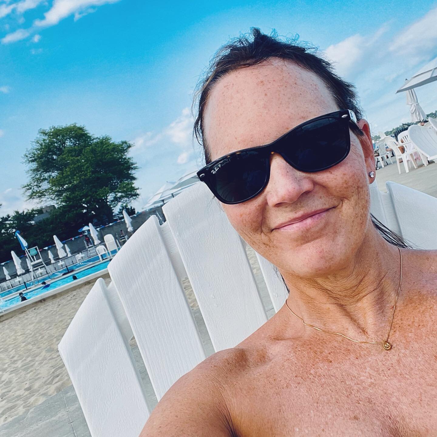 Sunday vibes:
Relax, recharge 
Refuel your soul
Count your blessings 
Smile, laugh, love 💕 
Xo 

#sundaychecklist #sundayfunday #sundaycheckin