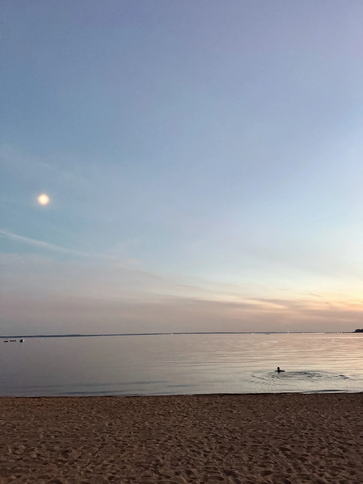 Happy October 1st.

Continue to seek balance in the journey of alignment and staying rooted in the present moment.

Take note of what is out of balance.

Now is the time when the season shifts into autumn to take time to drop the seeds for future gro