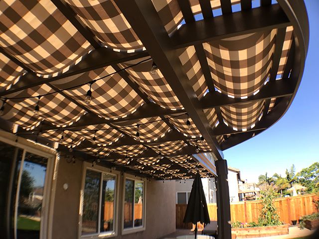 Recently installed Custom Sunbrella Fabric installed on Patio cover along with commercial grade roller shades. This sunbrella material not only gives your space a cool and stylish effect but is also made to withstand the elements of mother nature.
.
