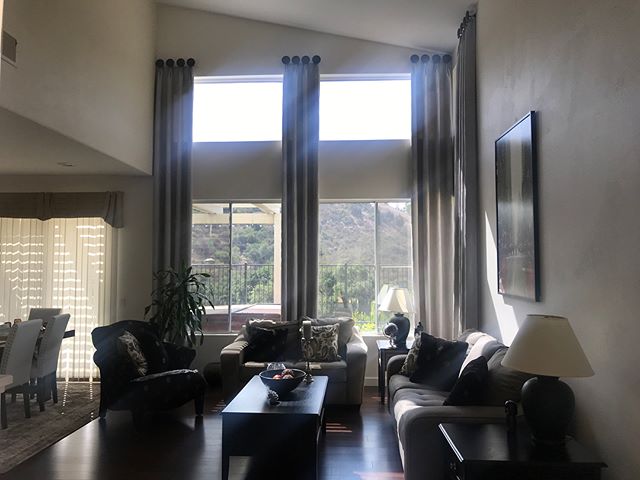 Custom made Draperies for Anaheim Hills home. Drapery fabric was selected from our in store library, custom made and hung on contemporary oil rubbed bronze medallions. .
.
#family #home #homedecor #remodel #southern #california