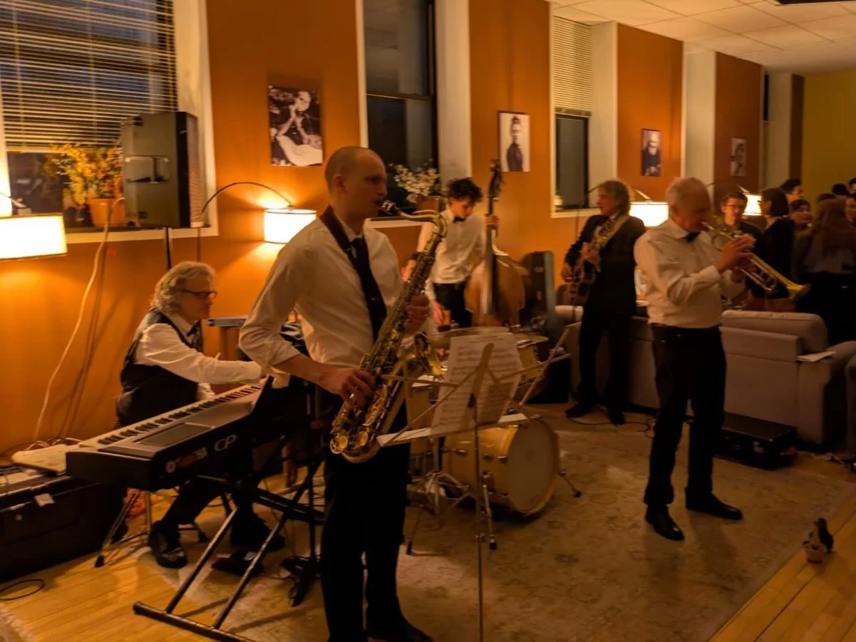 It was an exciting night at our Young Adult murder mystery party, complete with a live jazz band! A great crowd turned out to solve the whodunnit and enjoy a night of intrigue, fun, and fellowship!