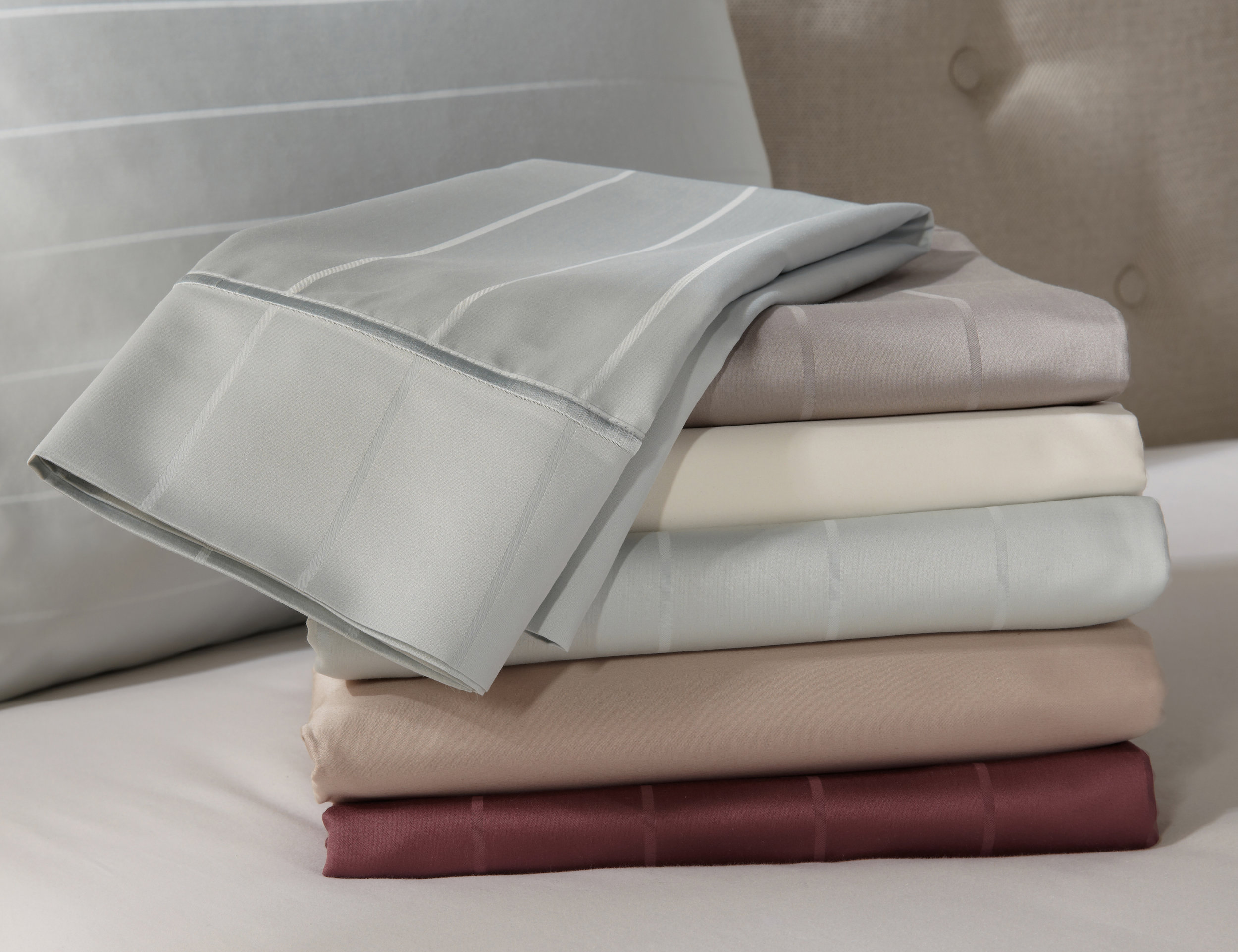 Guest Ready Bedding 10135706_1111_A1.jpg