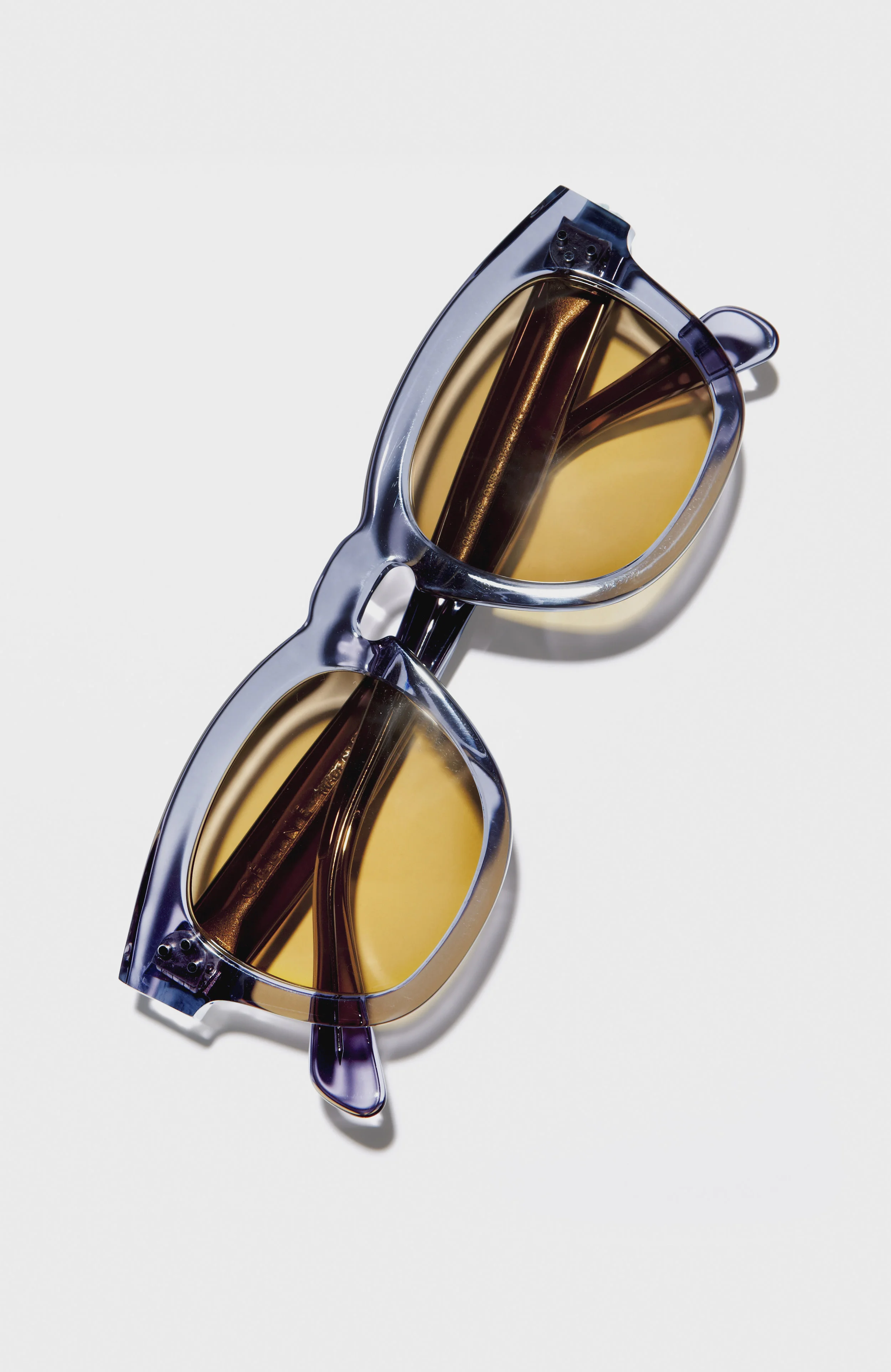 Sporty Modern Sporty Luxe 10143742_0505_A1.jpg