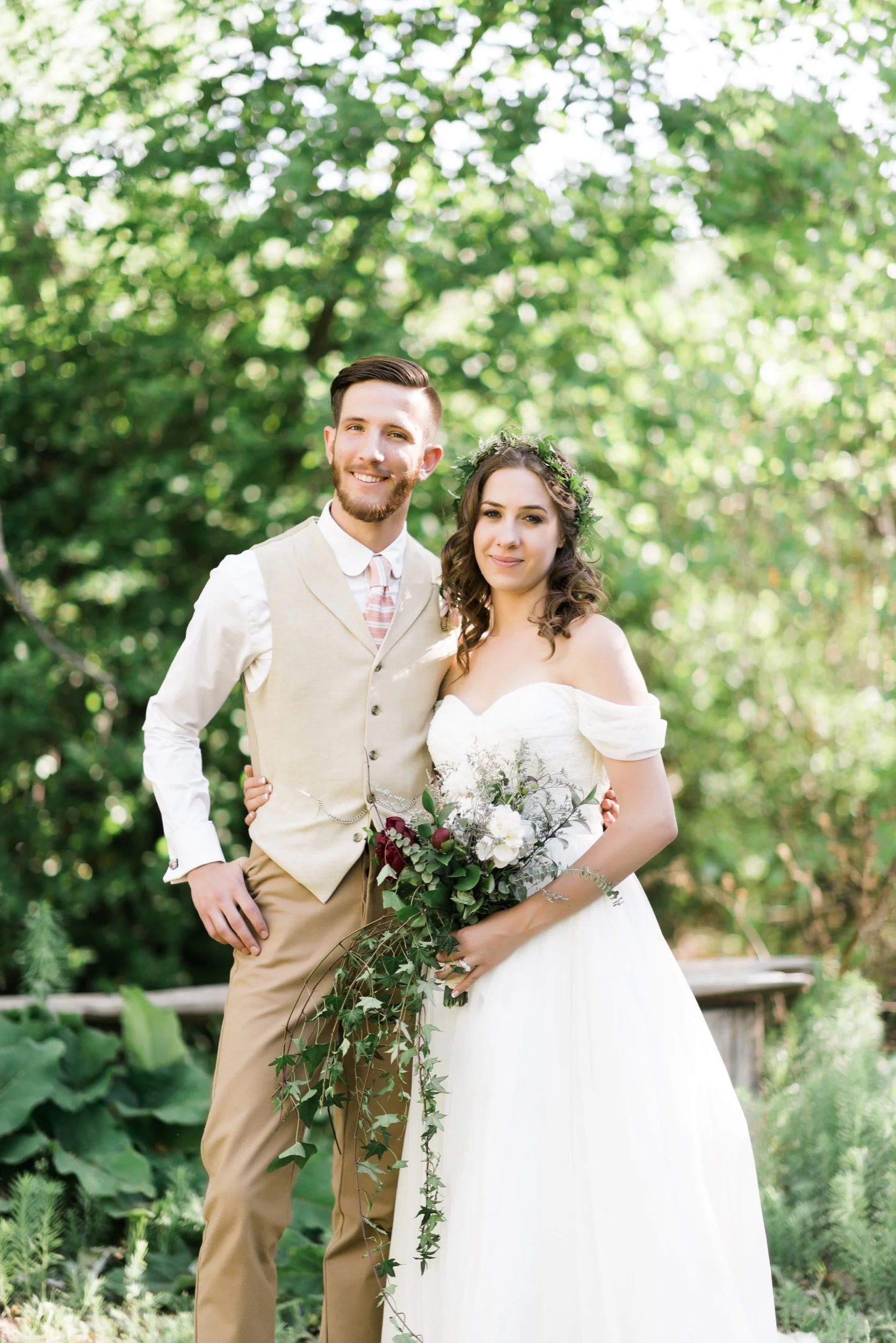 Josh&Lydia-1233.jpg