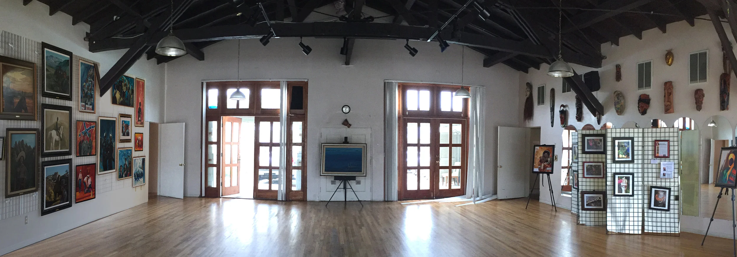 MAIN ROOM Great for dances, classes, meetings, parties or showers. Contact the office for pricing.