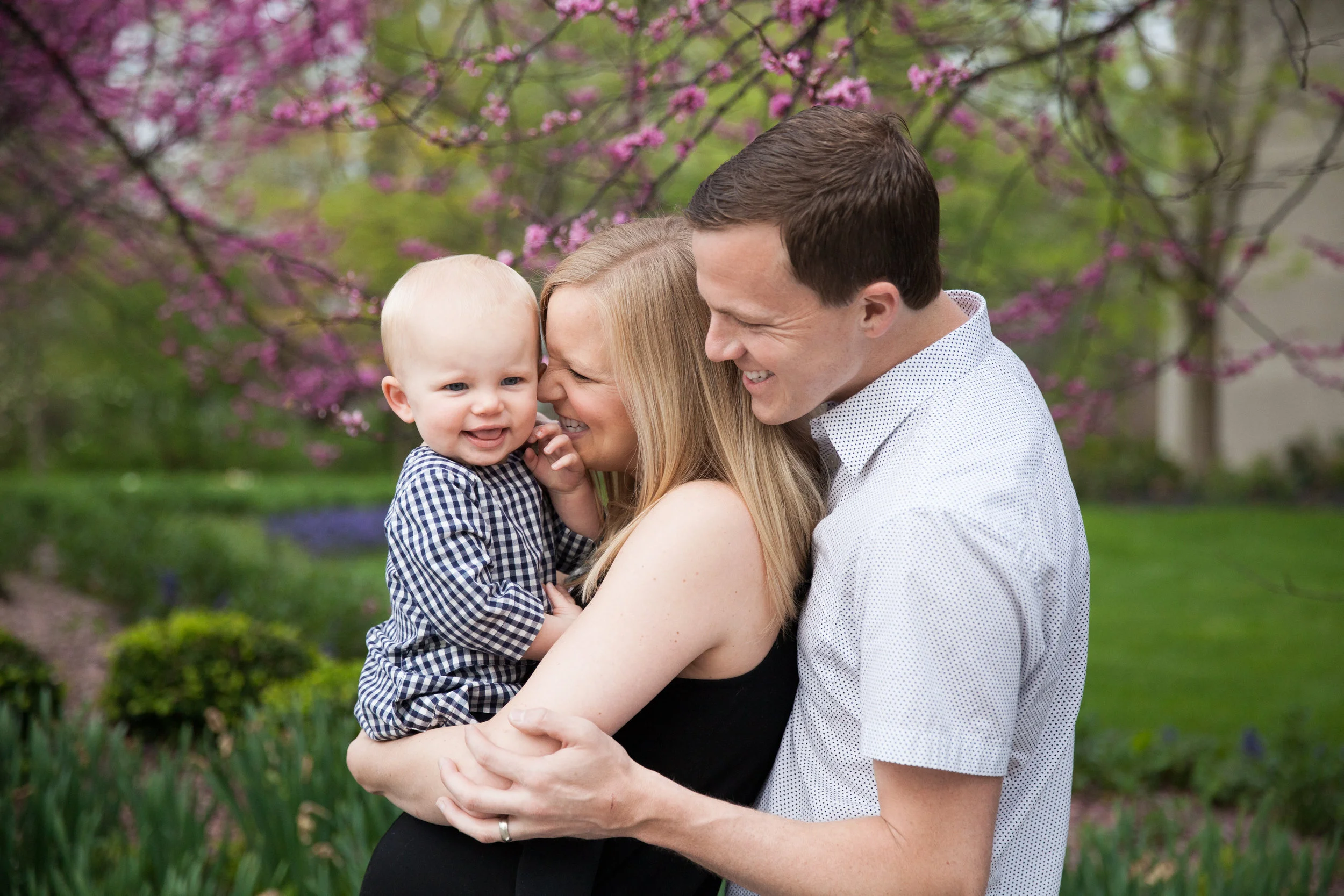 LisaDiederichPhotography_TheWhitmers6month_Blog-2.jpg