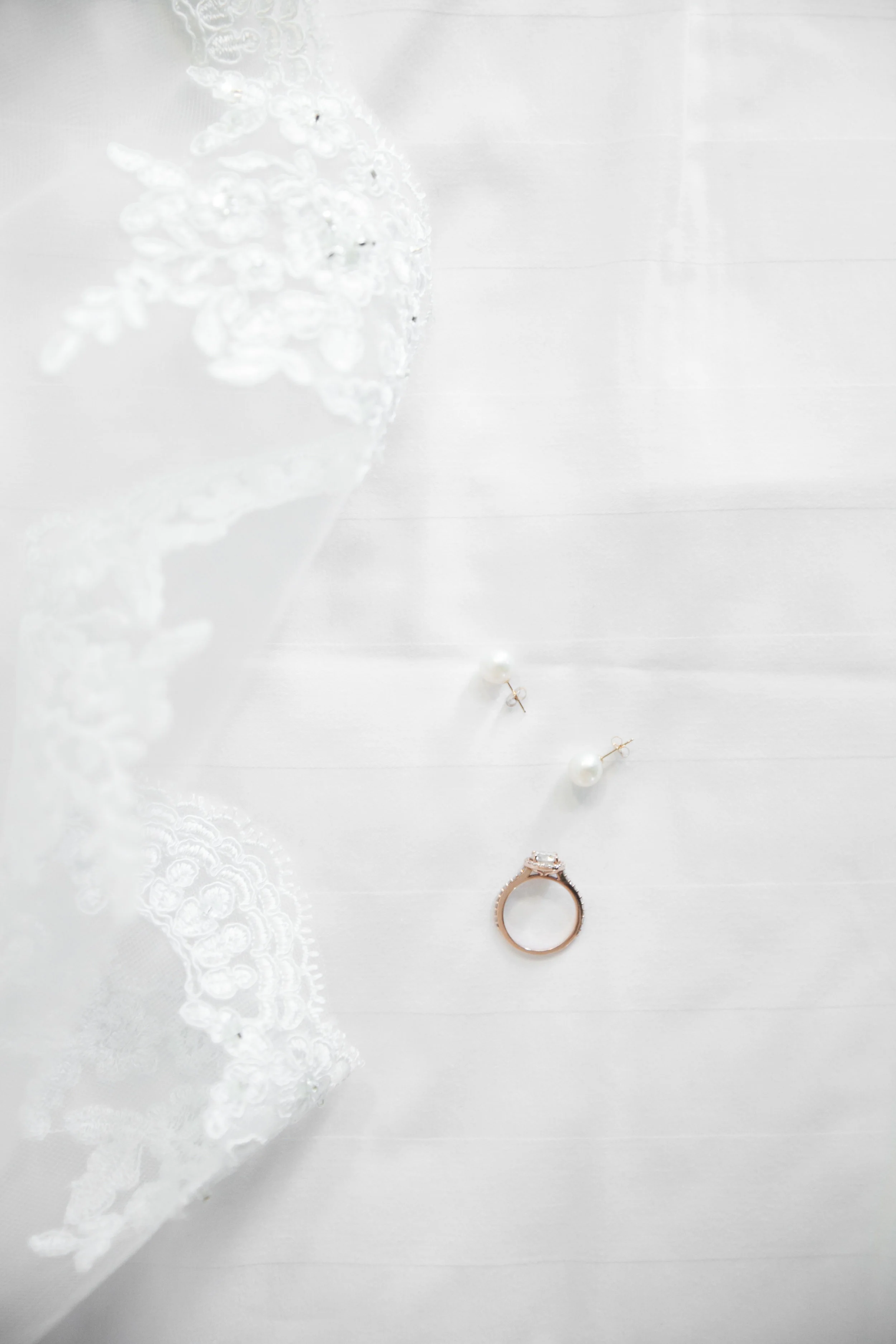 LisaDiederichPhotography_Lauren&MattWedding_Blog-7.jpg