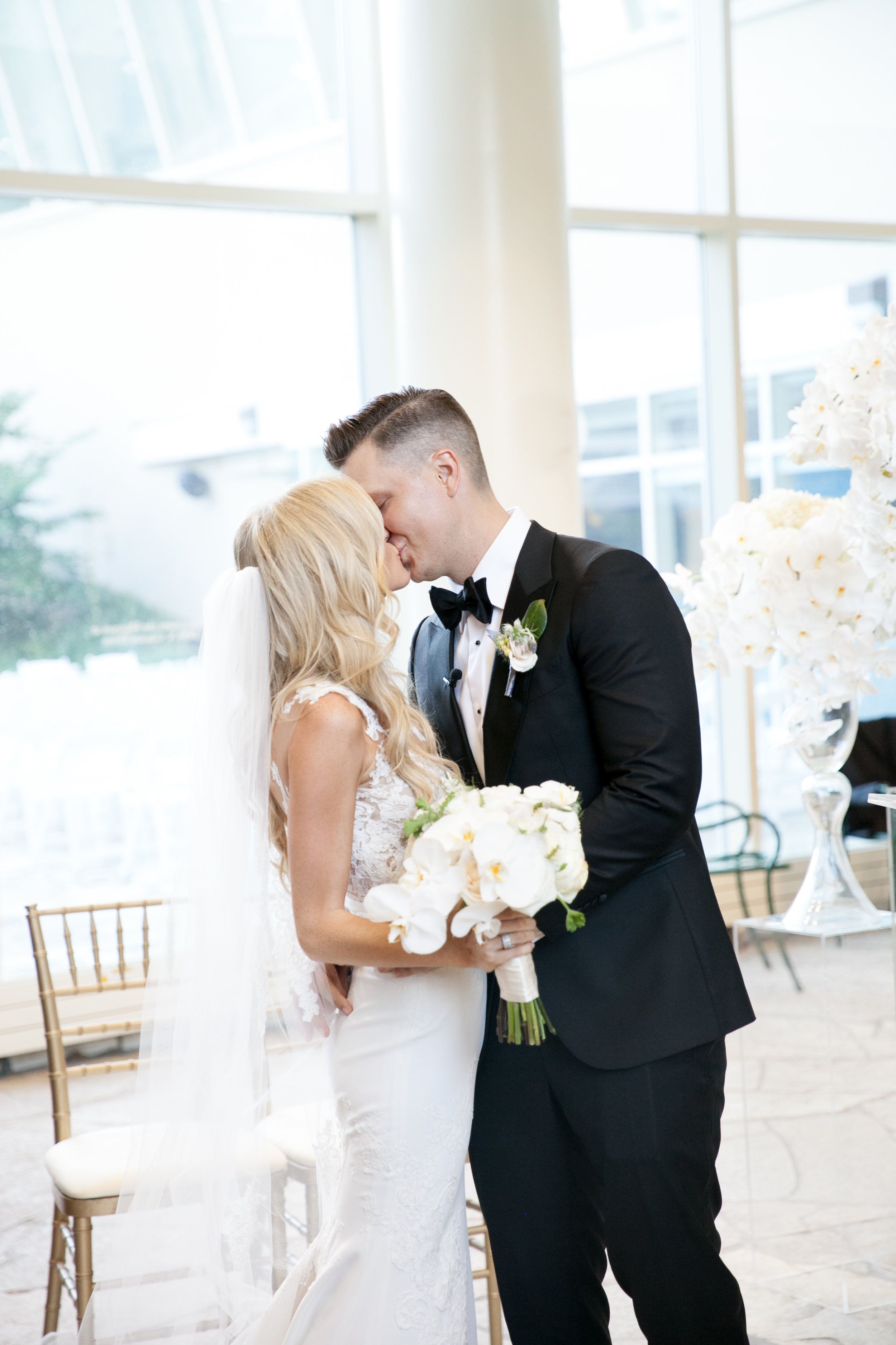 LisaDiederichPhotography_Kathryn&Charlie_ChicagoWeddingPhotographer-40.jpg