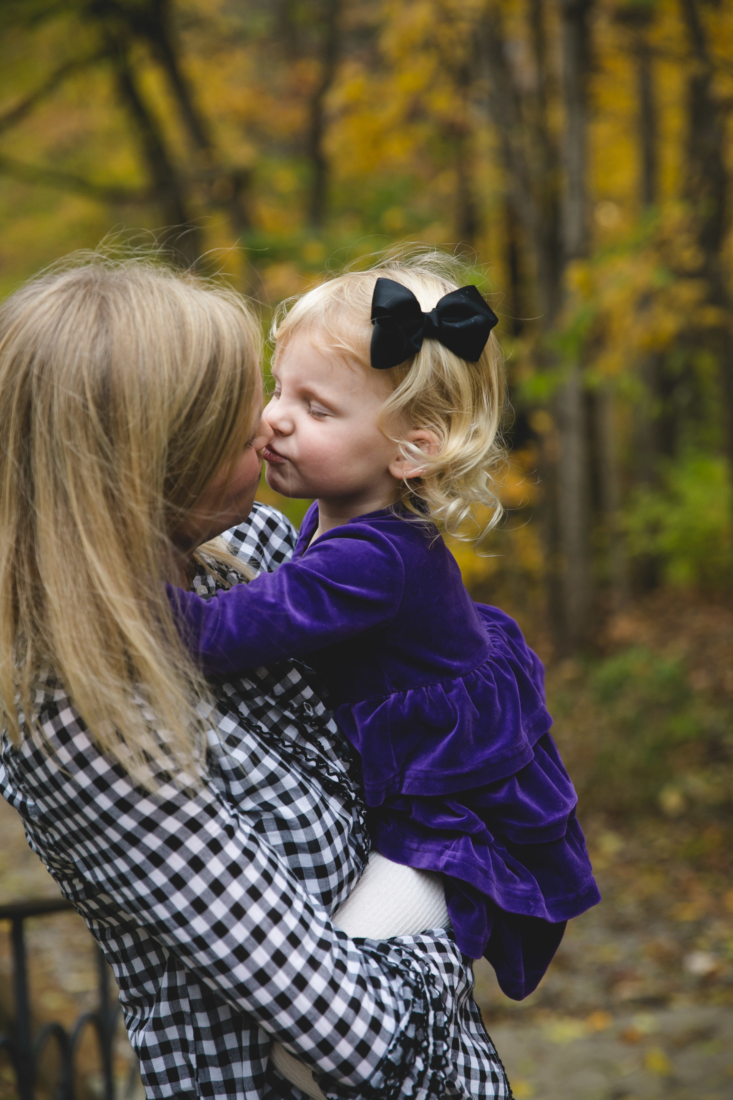 LisaDiederichPhotography_TheWhitmersFallFamilySession-7.jpg