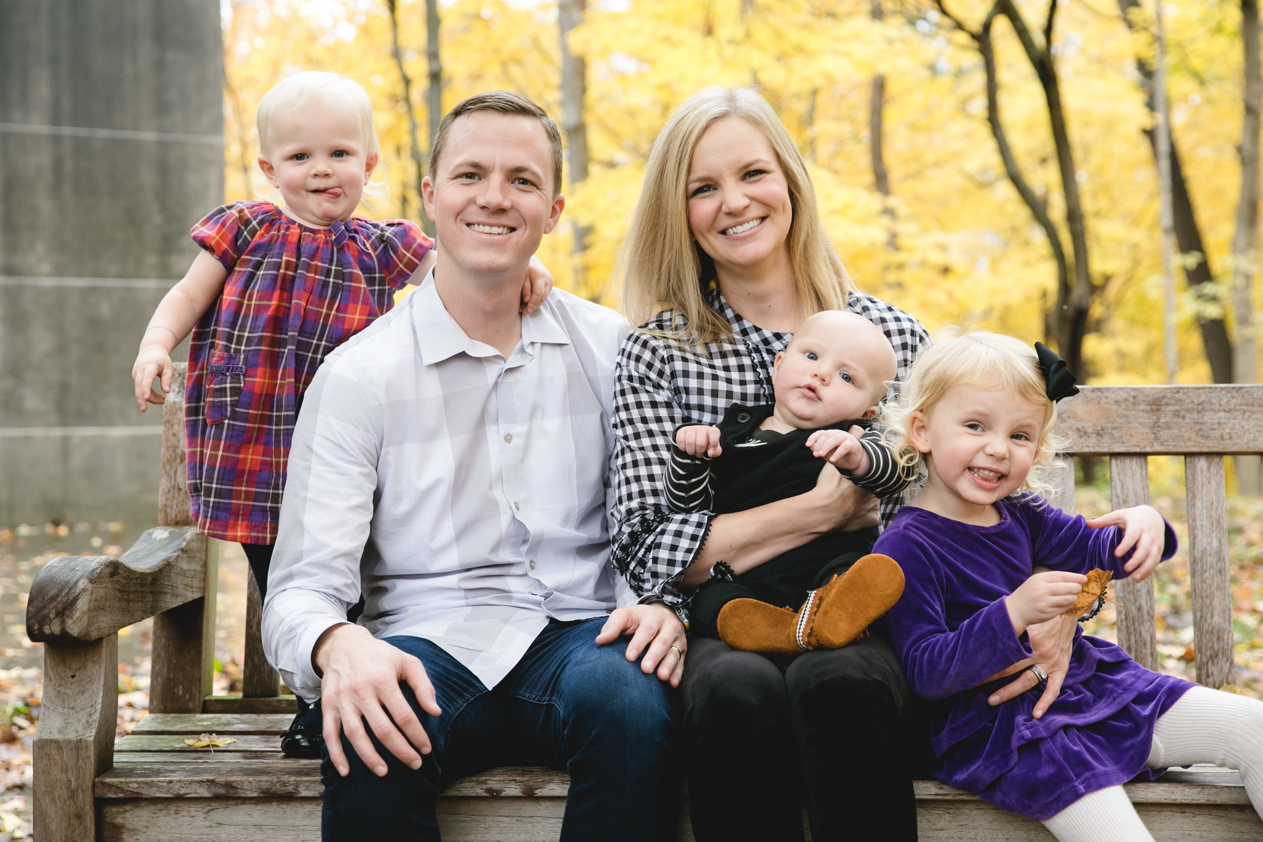LisaDiederichPhotography_TheWhitmersFallFamilySession-22.jpg