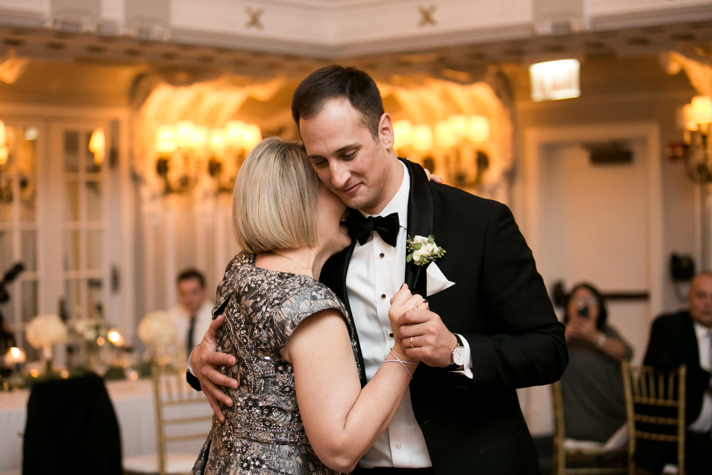 LisaDiederichPhotography_Meghan&Pete_ChicagoWedding_Blog-65.jpg