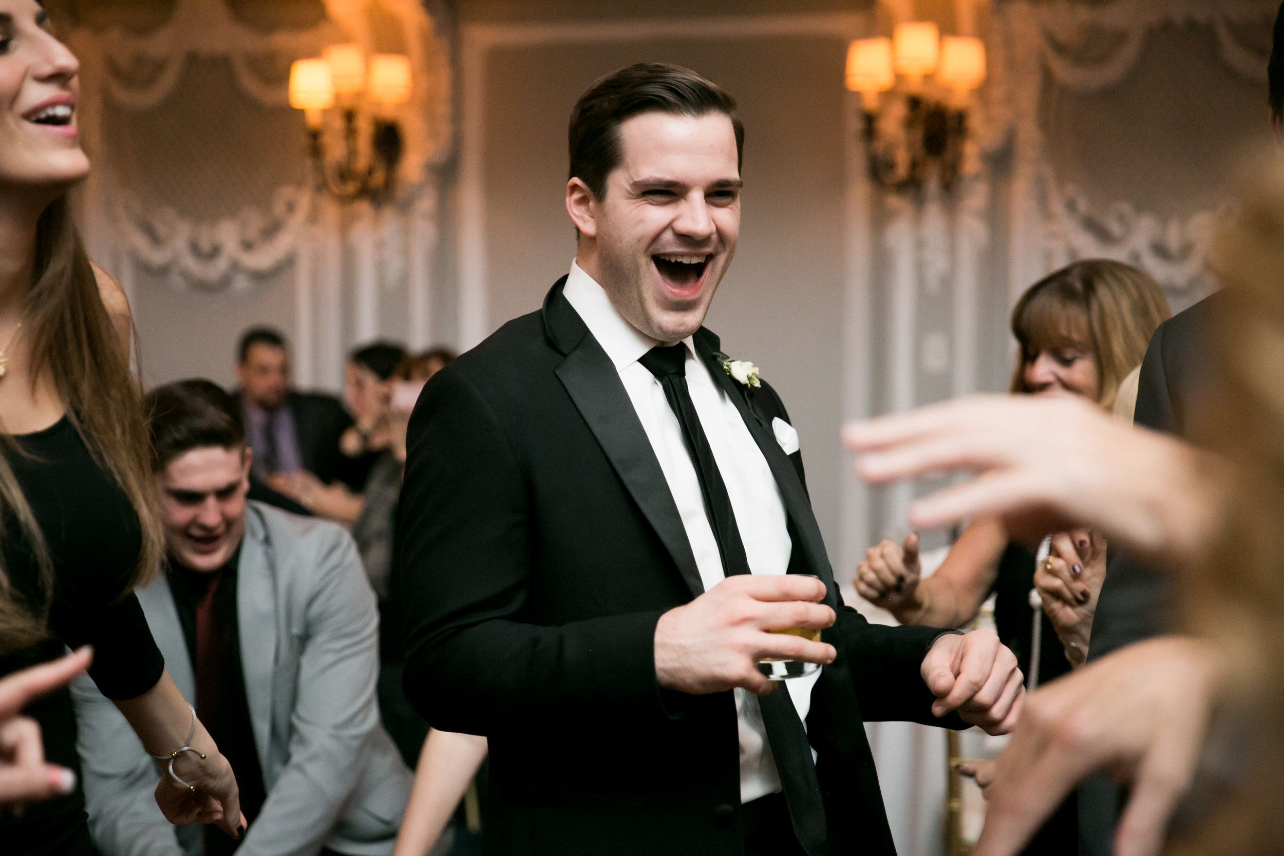 LisaDiederichPhotography_Meghan&Pete_ChicagoWedding_Blog-69.jpg