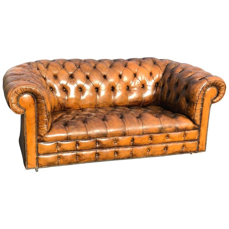 Leather Chesterfield Love Seat 