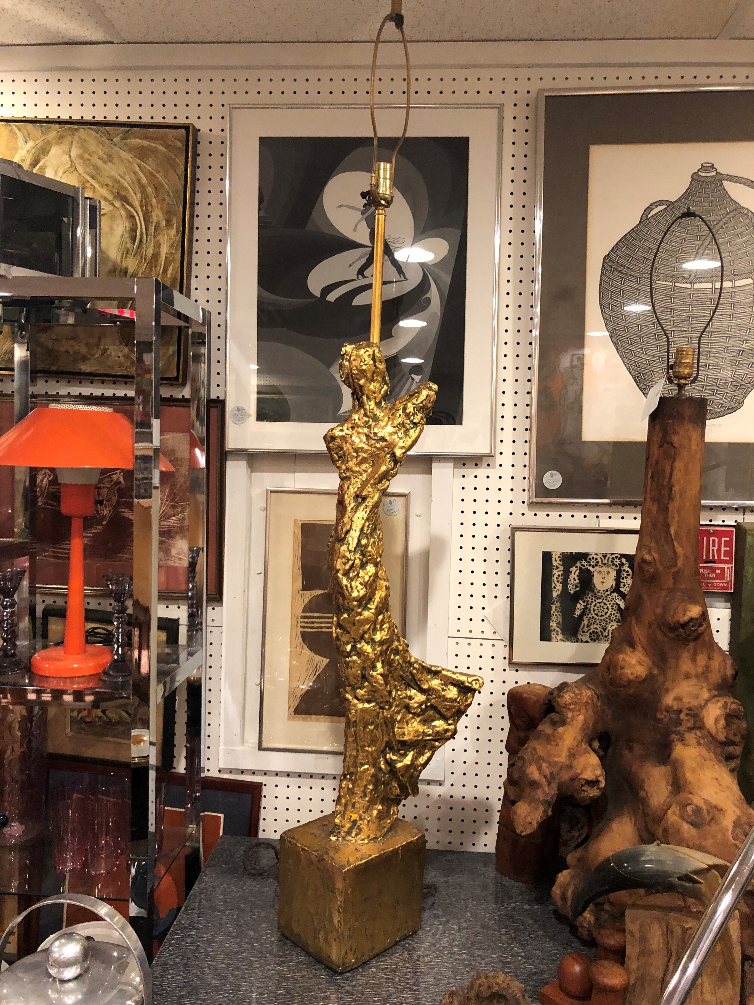 gilt lamp 1.jpg