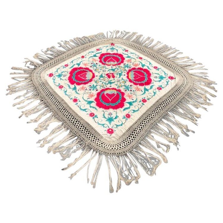 Mantón de Manila Shawl