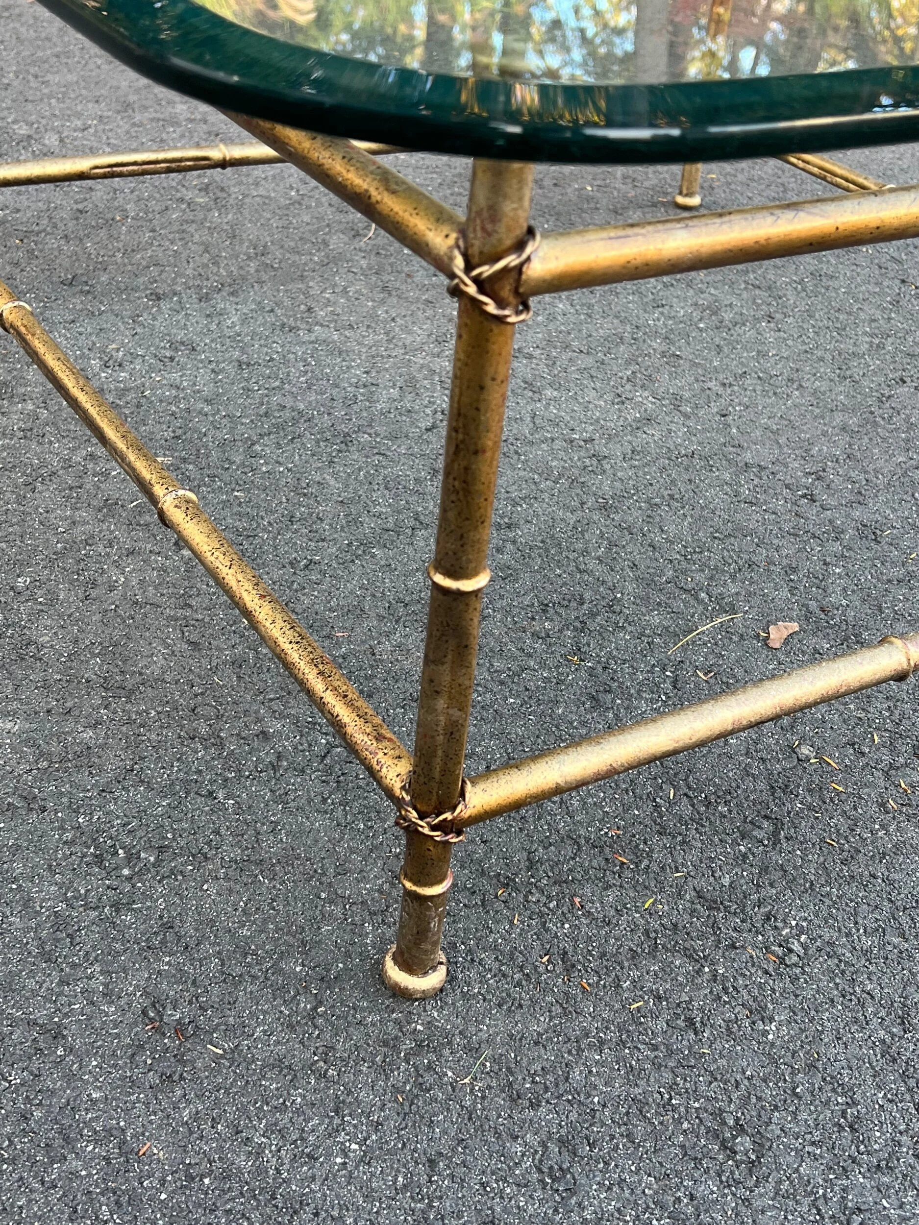 22043607-03B4-4FDB-81E1-339043FBEEBC