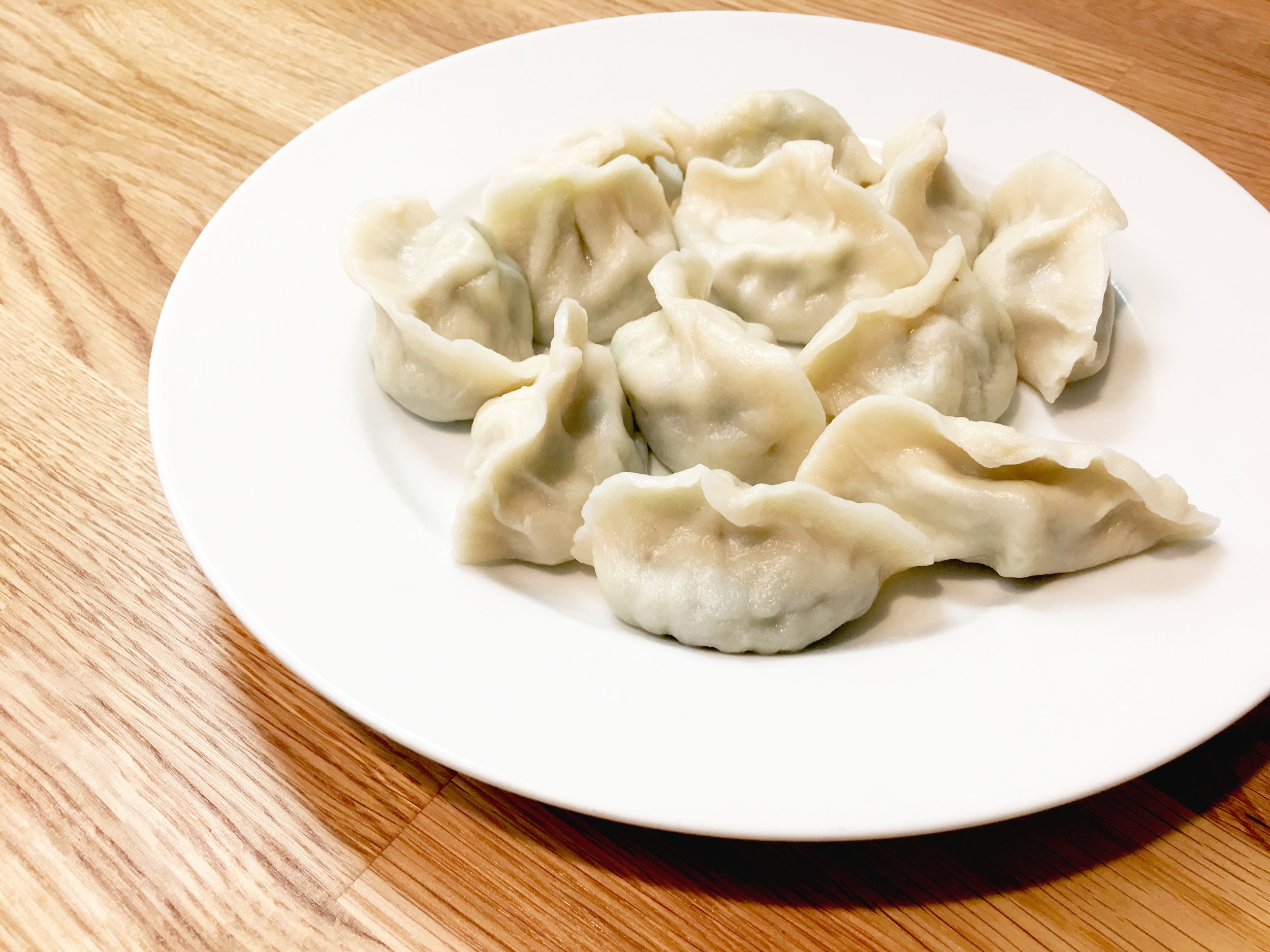  Mama's Dumplings | 妈妈的饺子   Made from scratch right here in Mama's kitchen!  