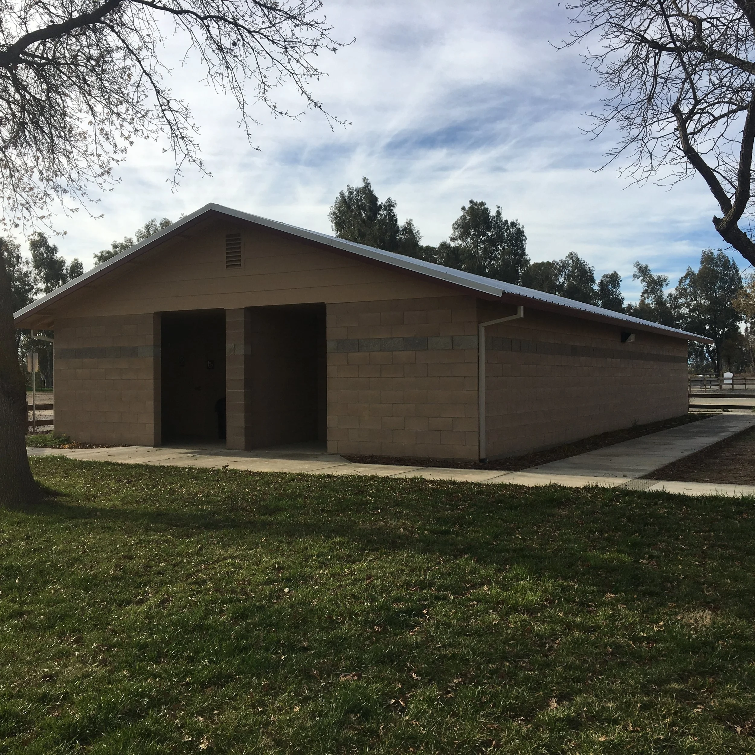 Rolling Hills Equestrian Center Restroom & Shower Building 
