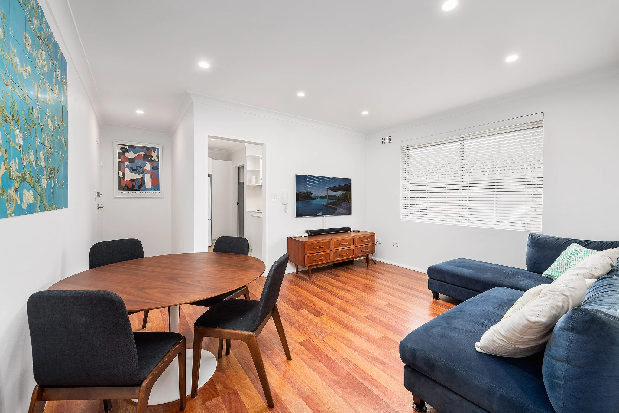 11/27 MYRA ROAD, DULWICH HILL