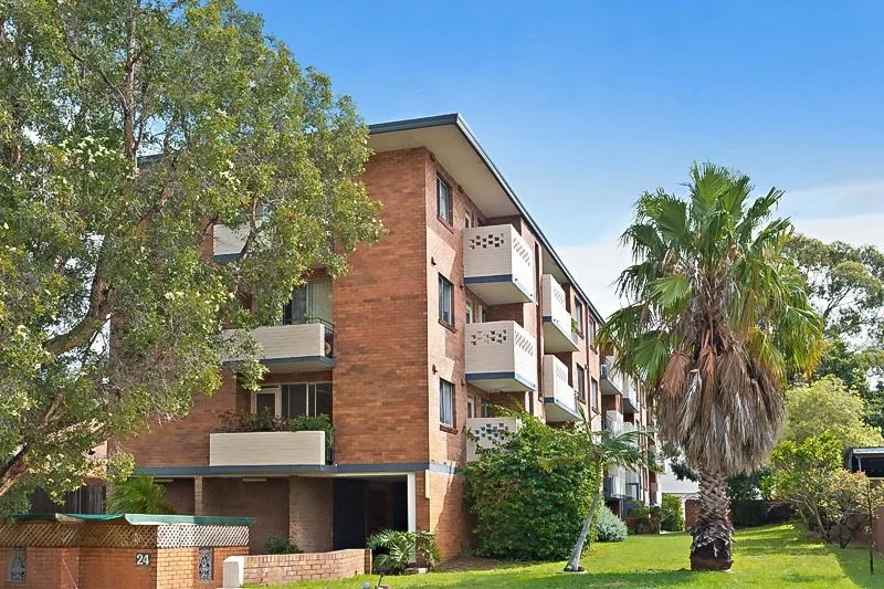 6/24 CHELMSFORD AVENUE, BOTANY -  SOLD   $545,000
