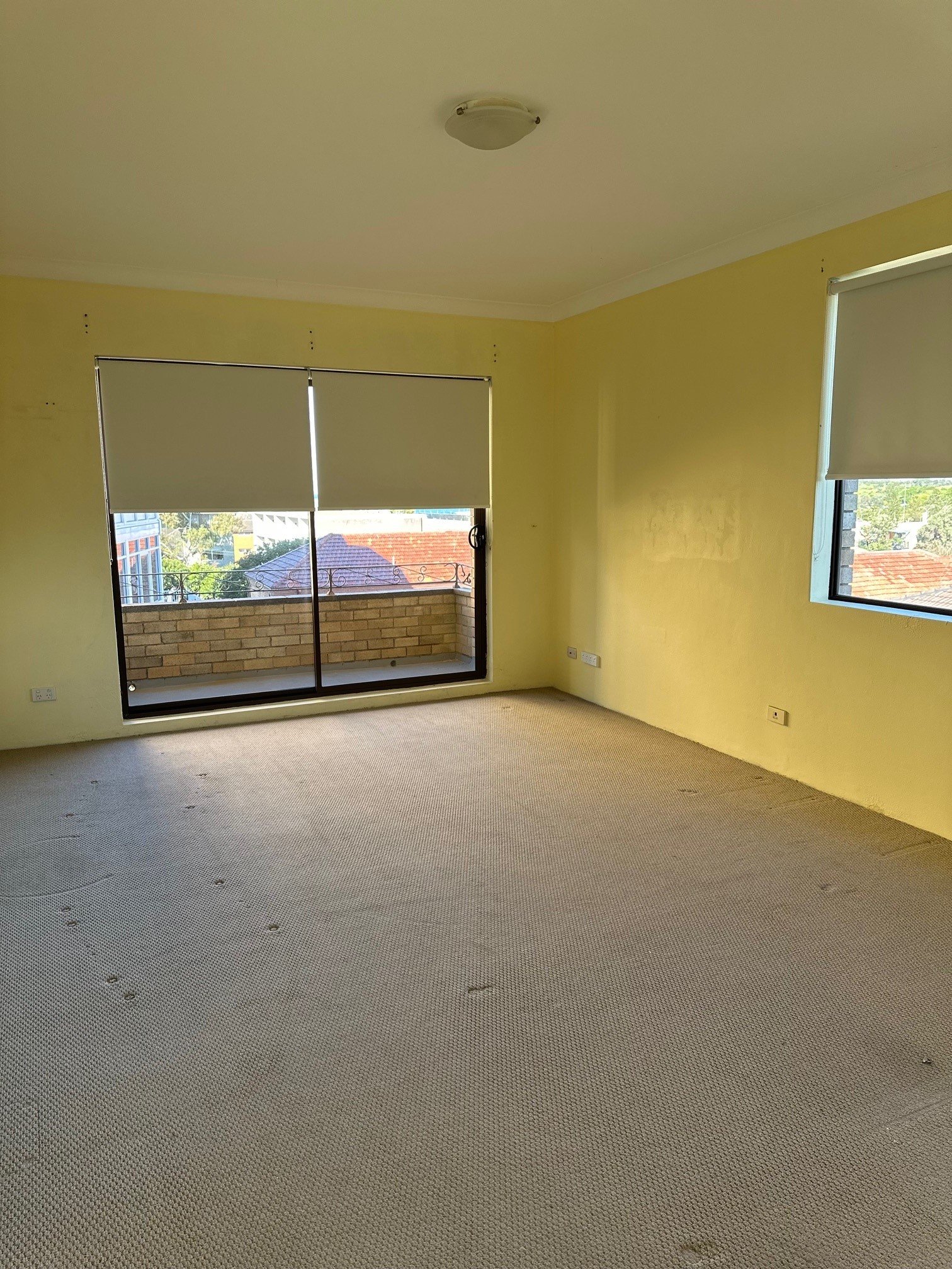 LIVING ROOM 2.jpg