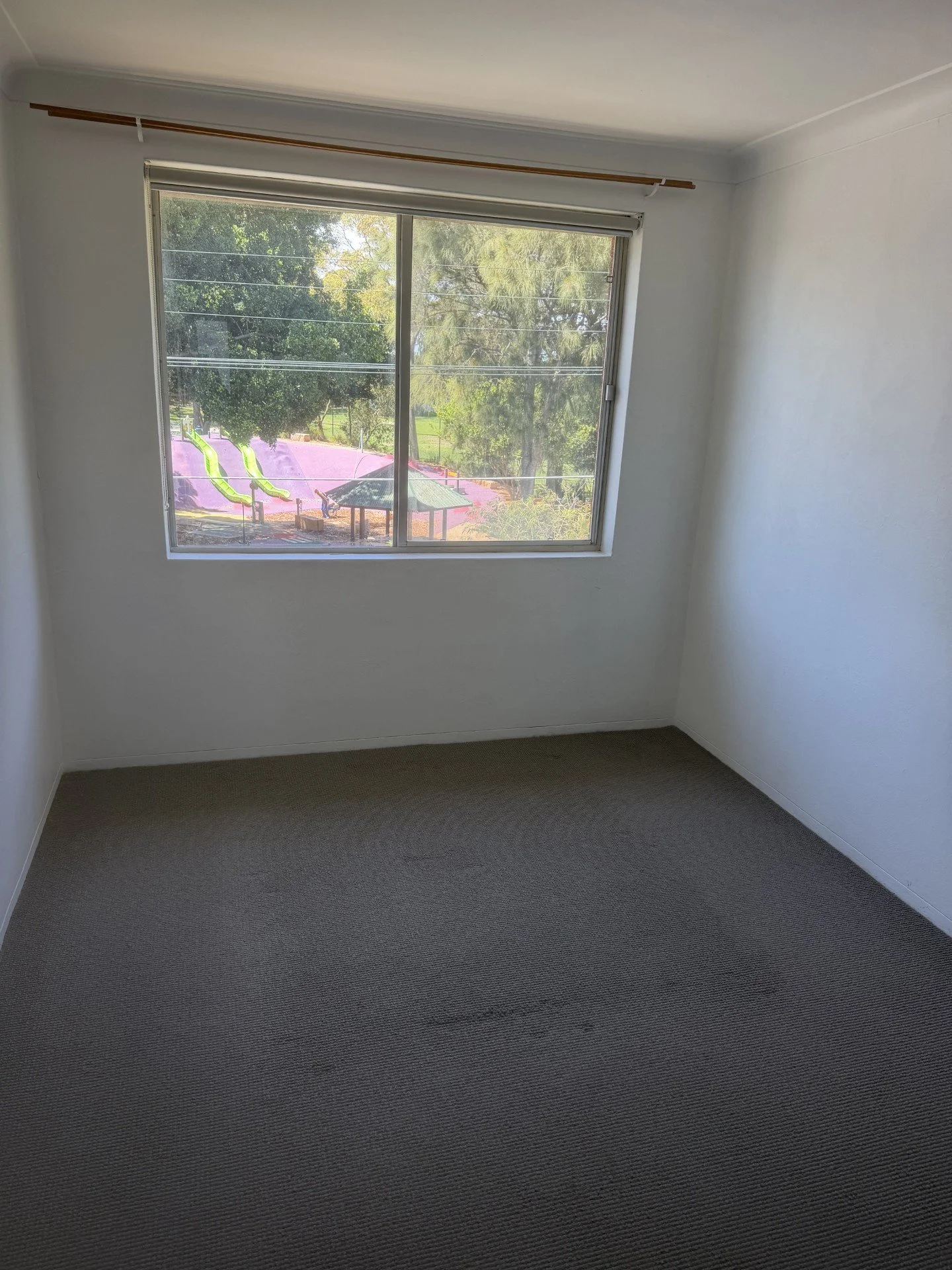 bedroom 2.jpeg