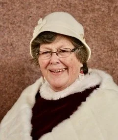 Della Carrillo