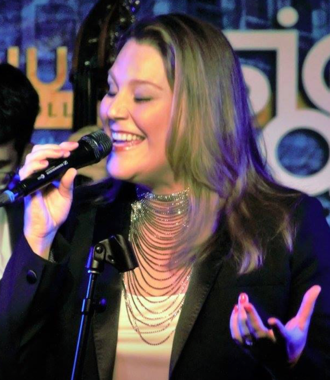 An evening of jazz duo at Queenie's Denton