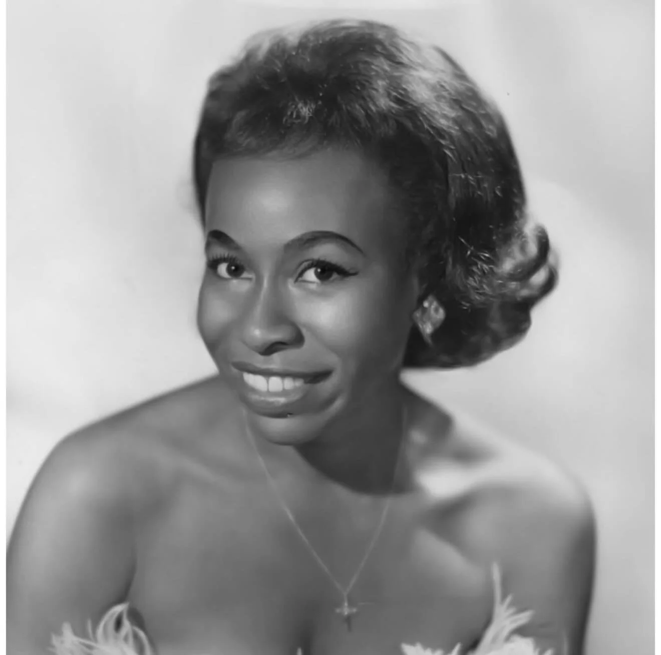 Happy Heavenly Birthday to the one and only Betty Carter!  I fell in love with Betty many years ago and learned to appreciate her unique style.  From her badass boss lady band leading to her swing feel and improvisation, phrasing - I could go on.  Th