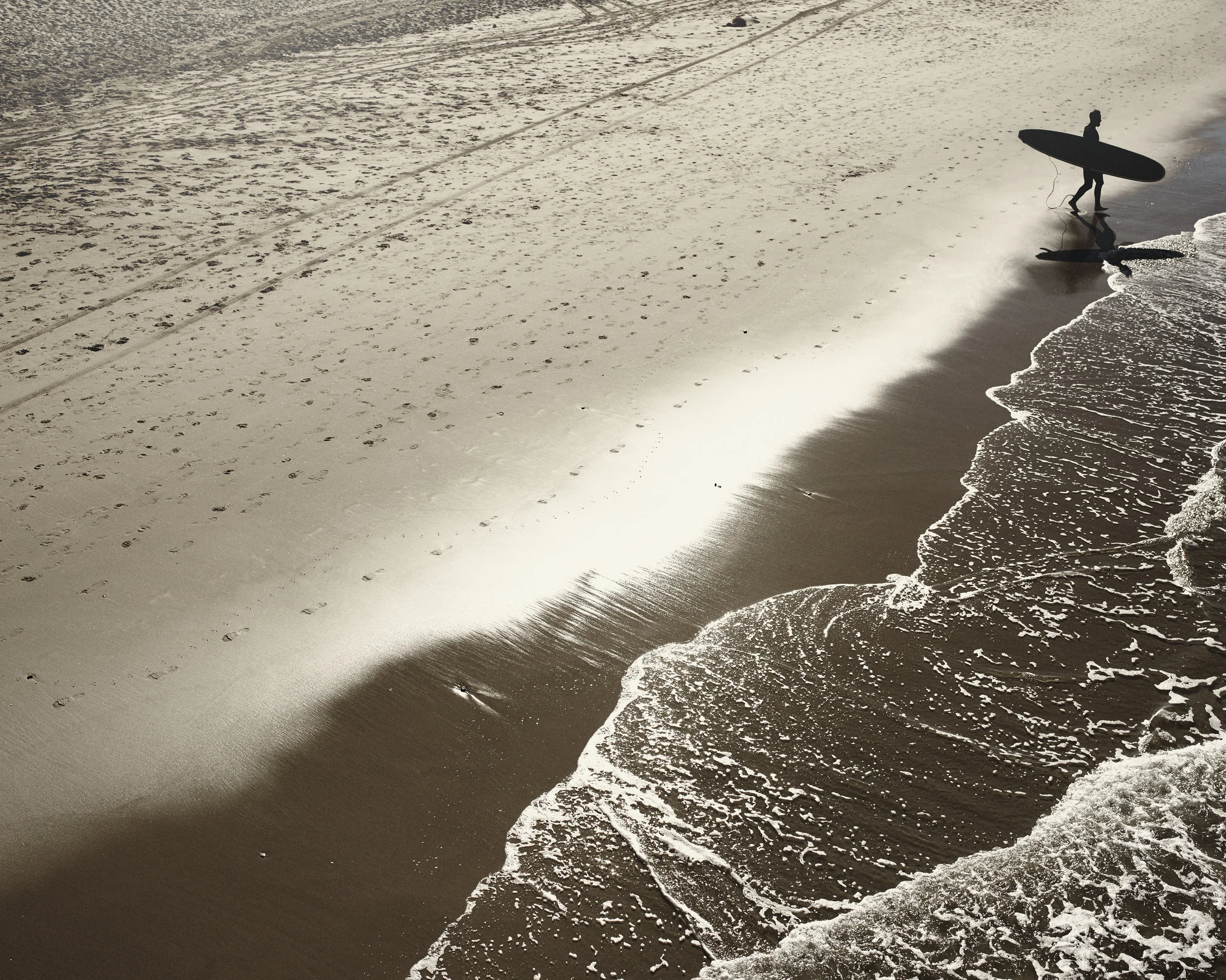 surfer2a.jpg