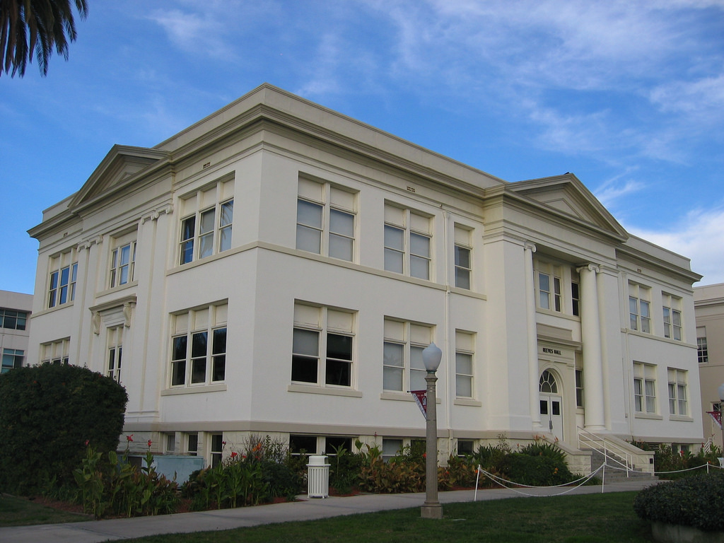 reeves hall, chapman university