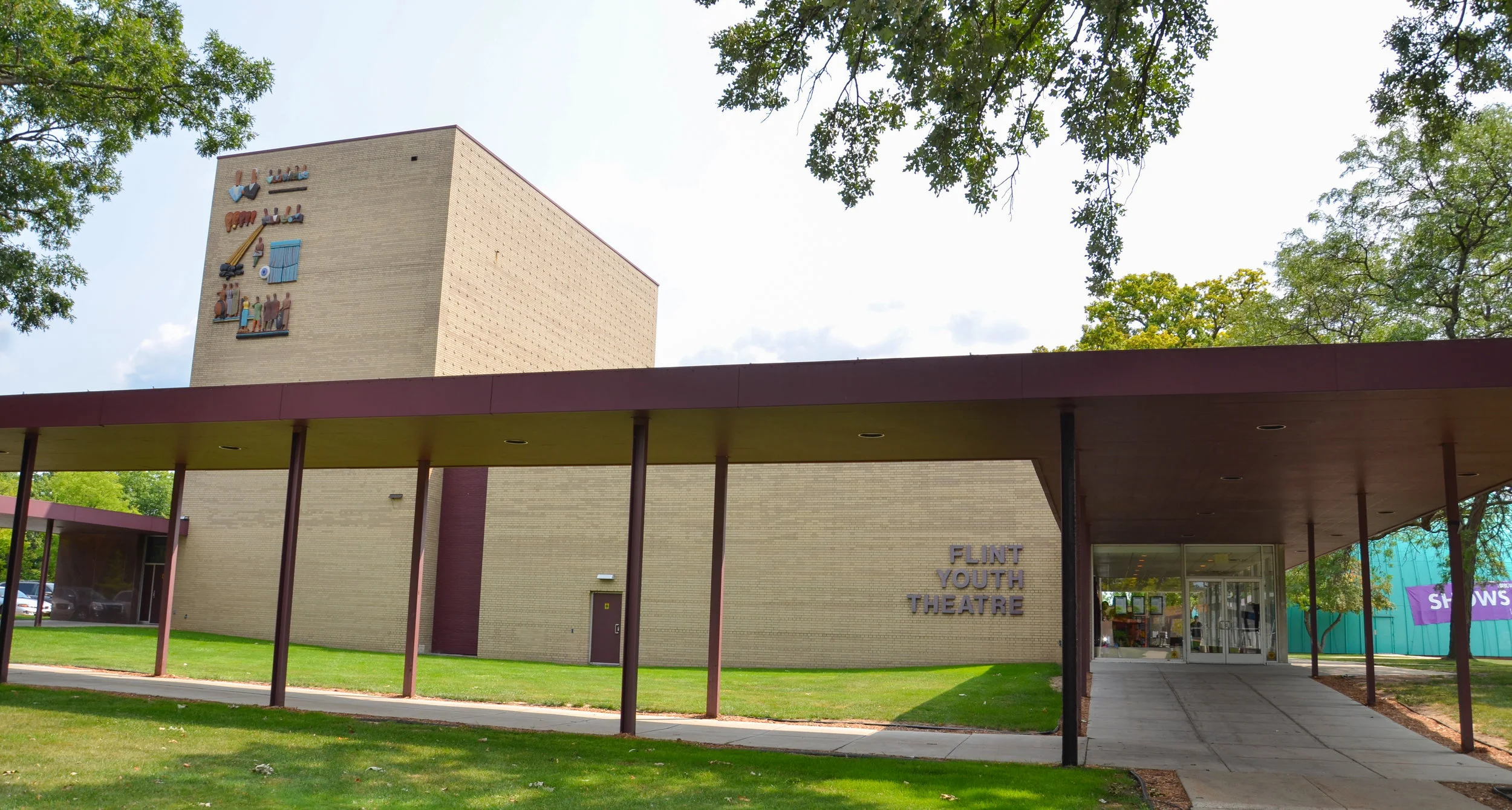 Behind the $35 Million Gift to Launch a Charter School in a Struggling City