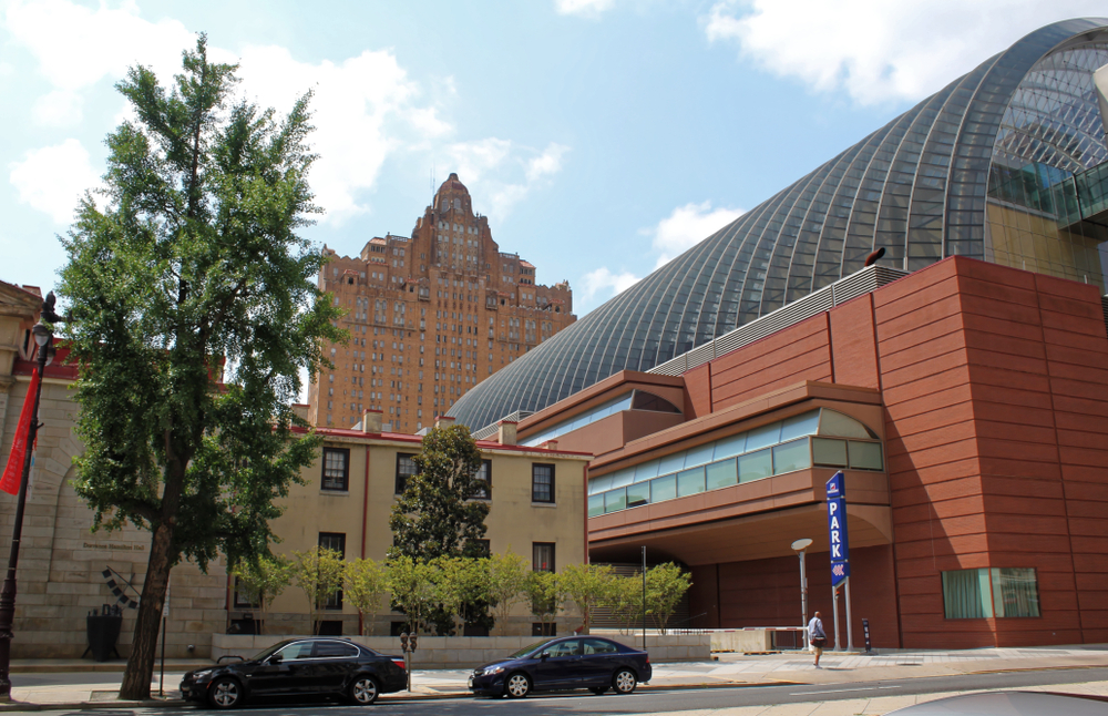 the Kimmel center for the performing arts. Jerome LABOUYRIE/SHUTTERSTOCK