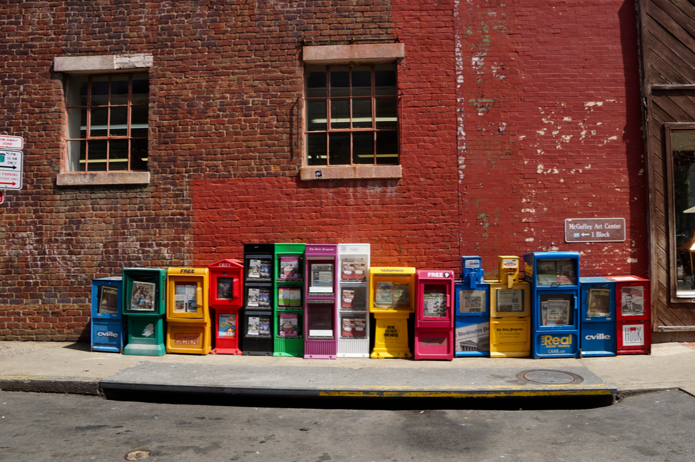 “Hanging By a Thread.” How Are Funders Supporting Besieged News Outlets?