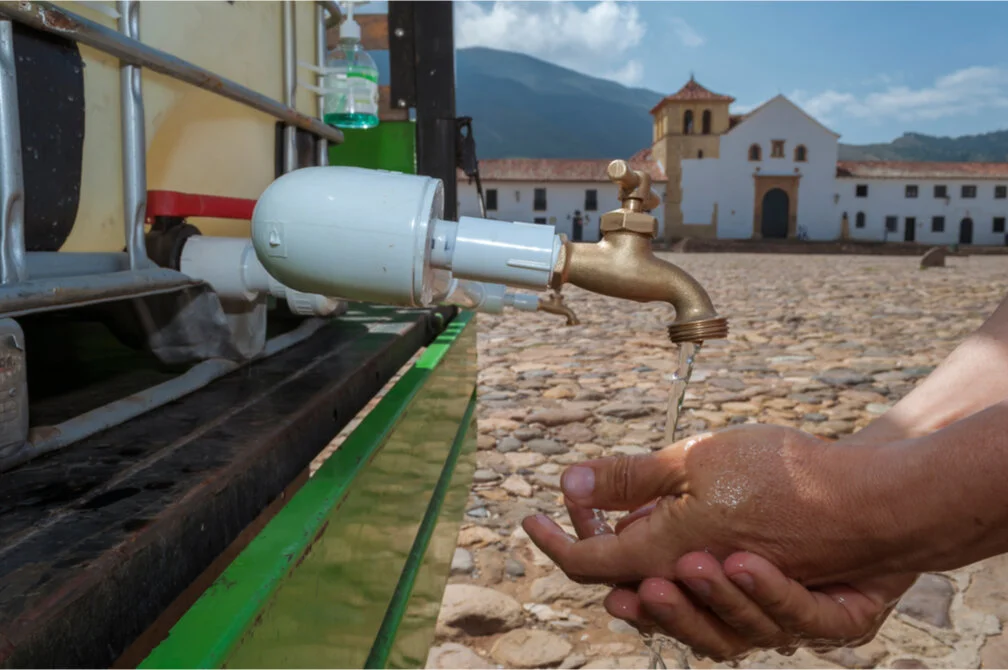 Backed by Gates, a New Fund Supports Young Leaders on the Front Lines of the Pandemic