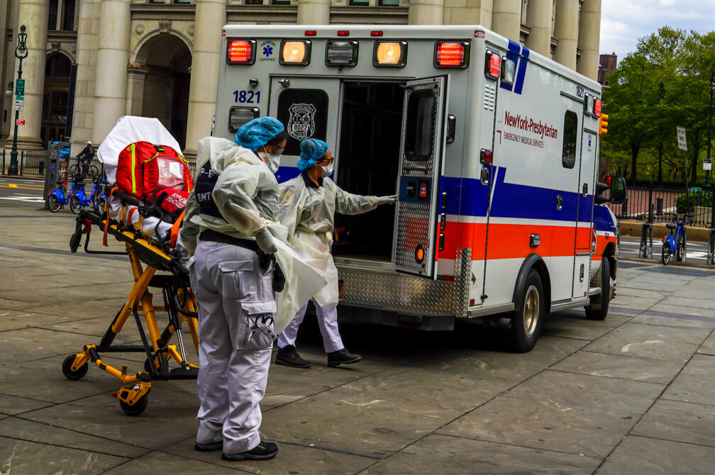 Backed by a Billionaire, a New York Hospital Takes on Health Disparities