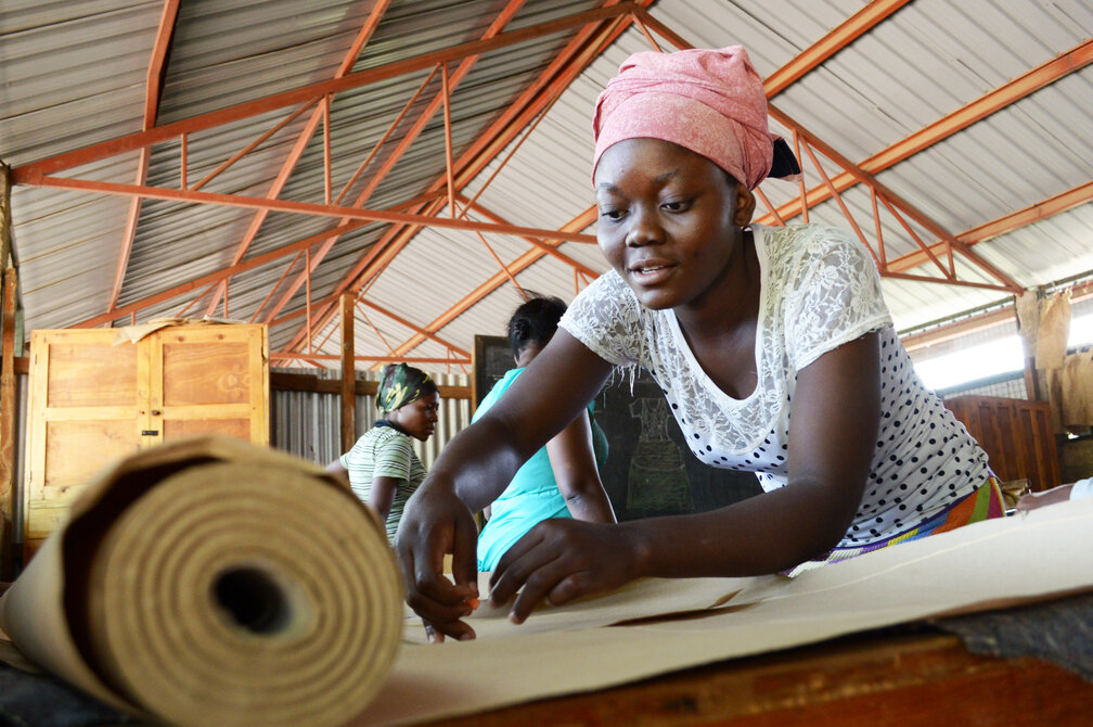 A vocational training centre in Kakuma refugee camp in Kenya, pre-COVID.&nbsp;Adriana Mahdalova/shutterstock