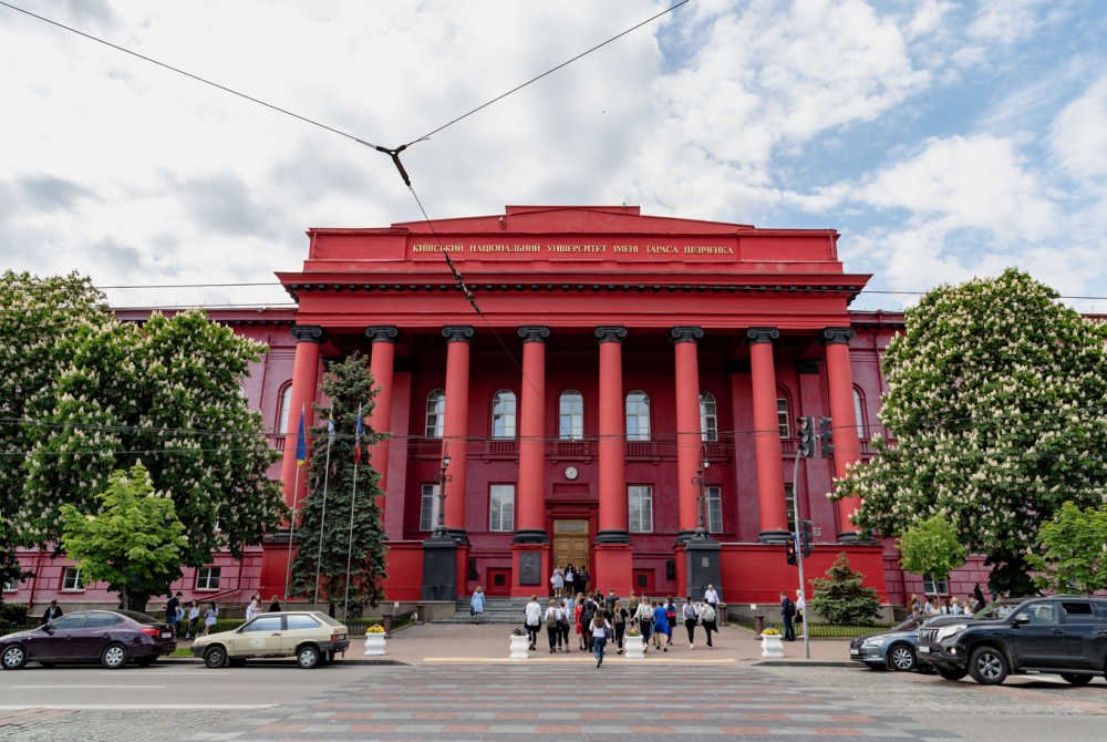 A Top Science Funder Wants to Keep Ukraine's Scientists at the Blackboard