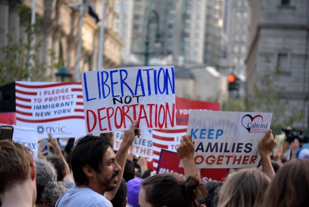 Who's Funding Policy Advocacy for Immigration Reform and Immigrant Rights?