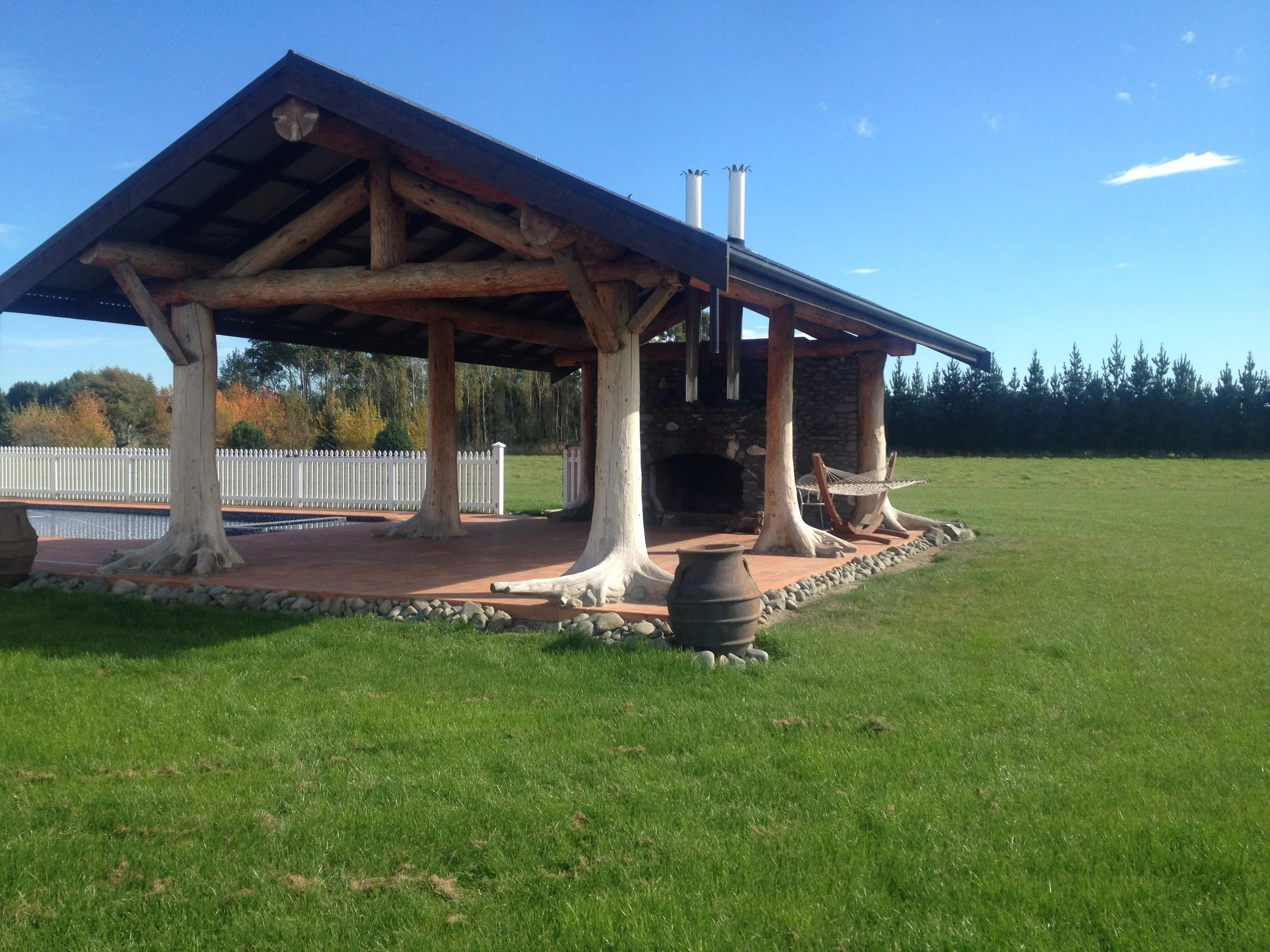 Pool house 007.jpg